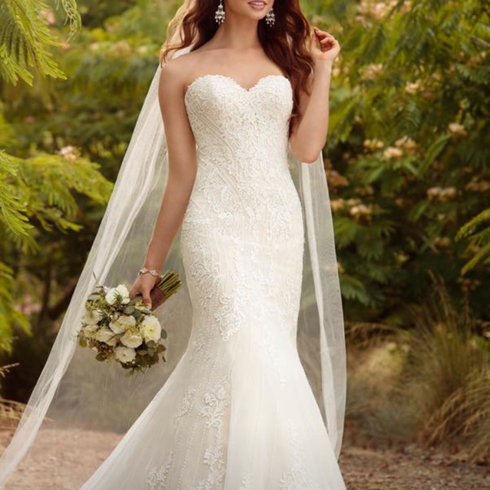 Essence of Australia 2209 Wedding Dress